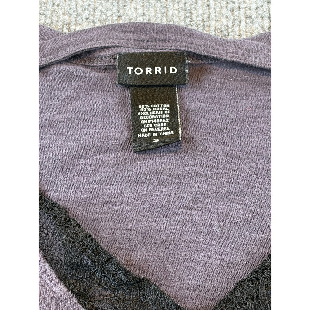 Torrid Palmistry Graphic Tee Purple Lace V-Neck Choker Top Plus Size 3 3X - Picture 2 of 5